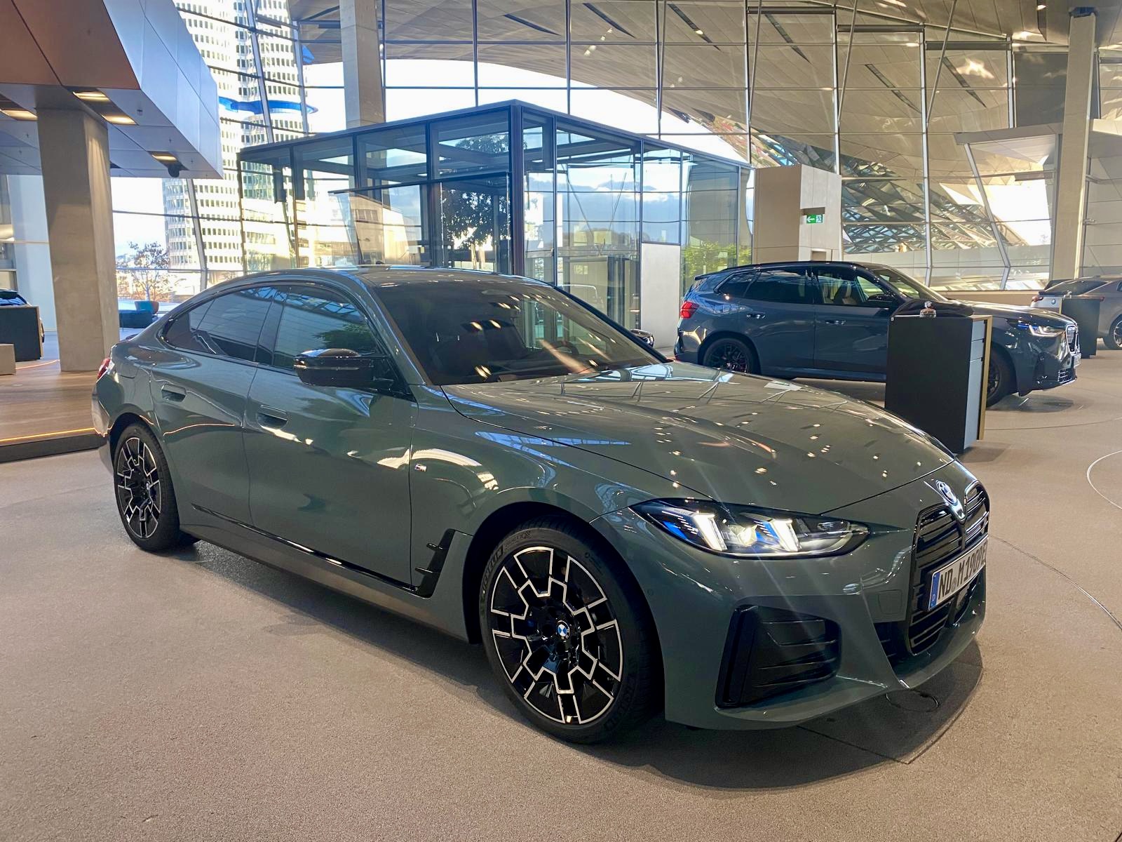 M50 Cape York Green in der BMW Wlt