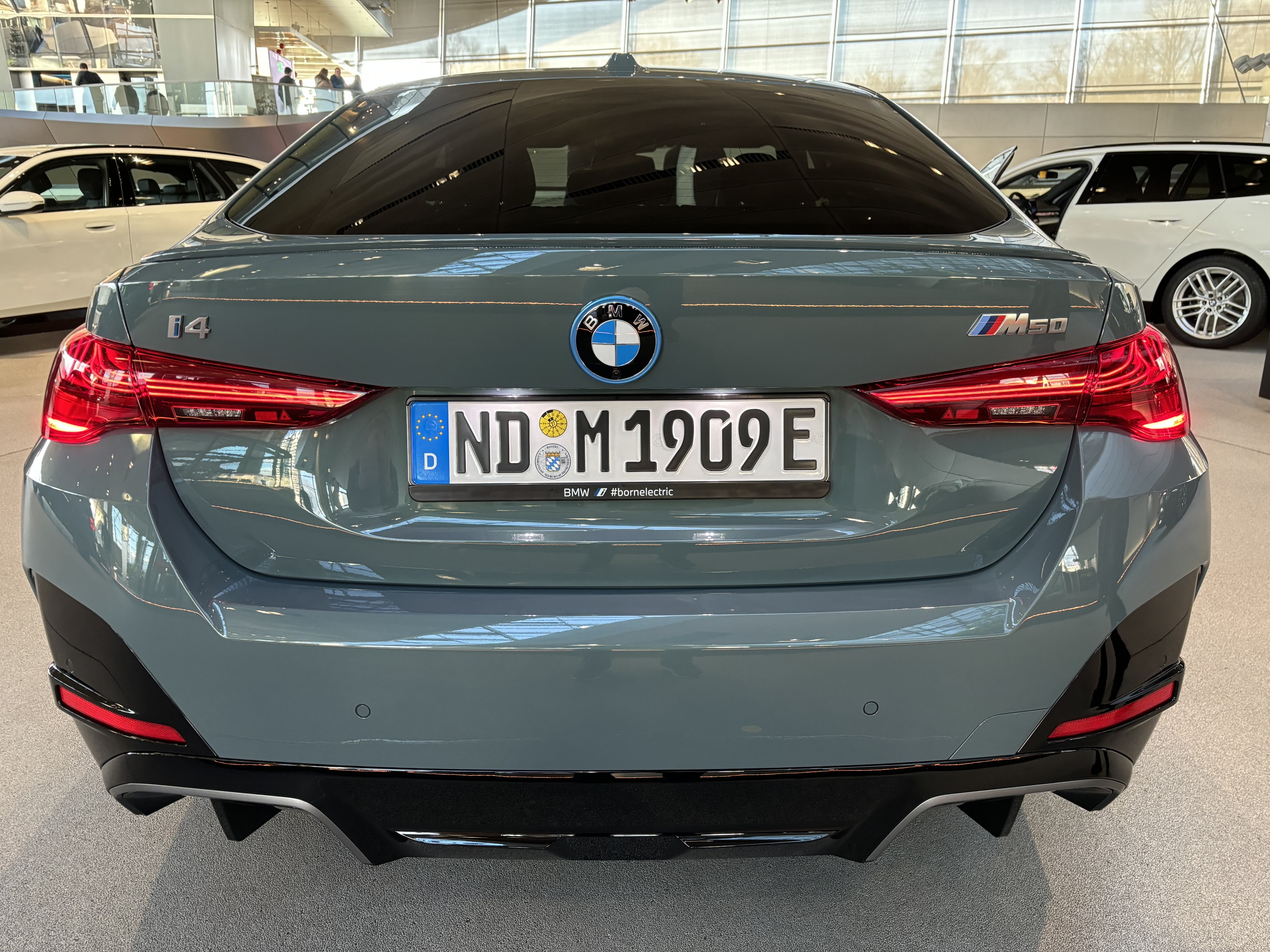 M50 Cape York Green in der BMW Wlt